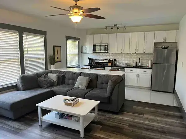 Fully furnished 1 bedroom 1 bath apartment for rent in Fort Lauderdale Florida from Home814 Rentals.